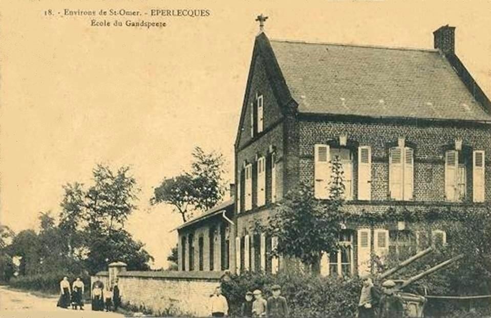 22 ecole des filles gandspette