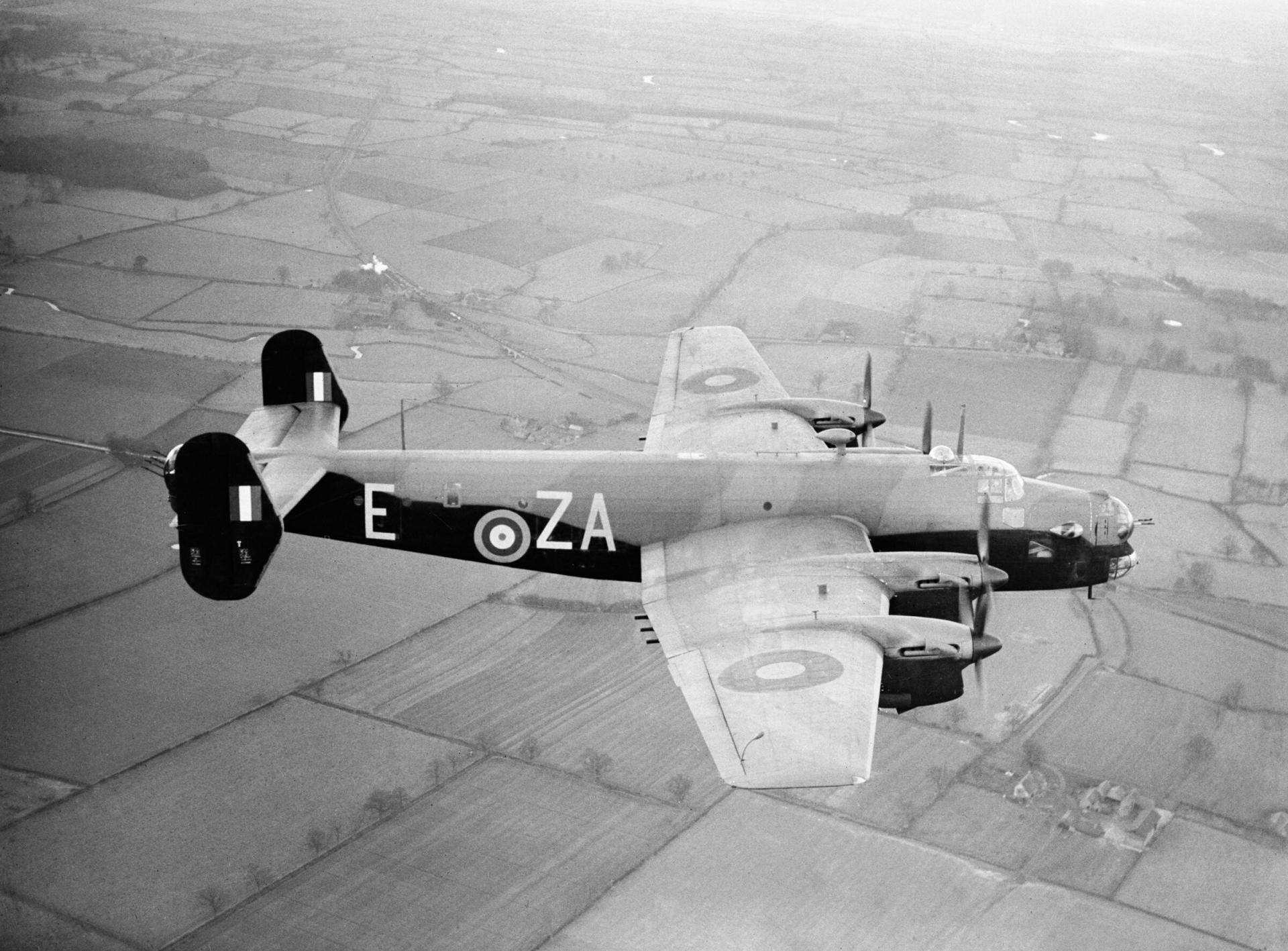 Handley page halifax mk ii series 1 of no 10 squadron raf based at leeming yorkshire 12 december 1941 ch4435